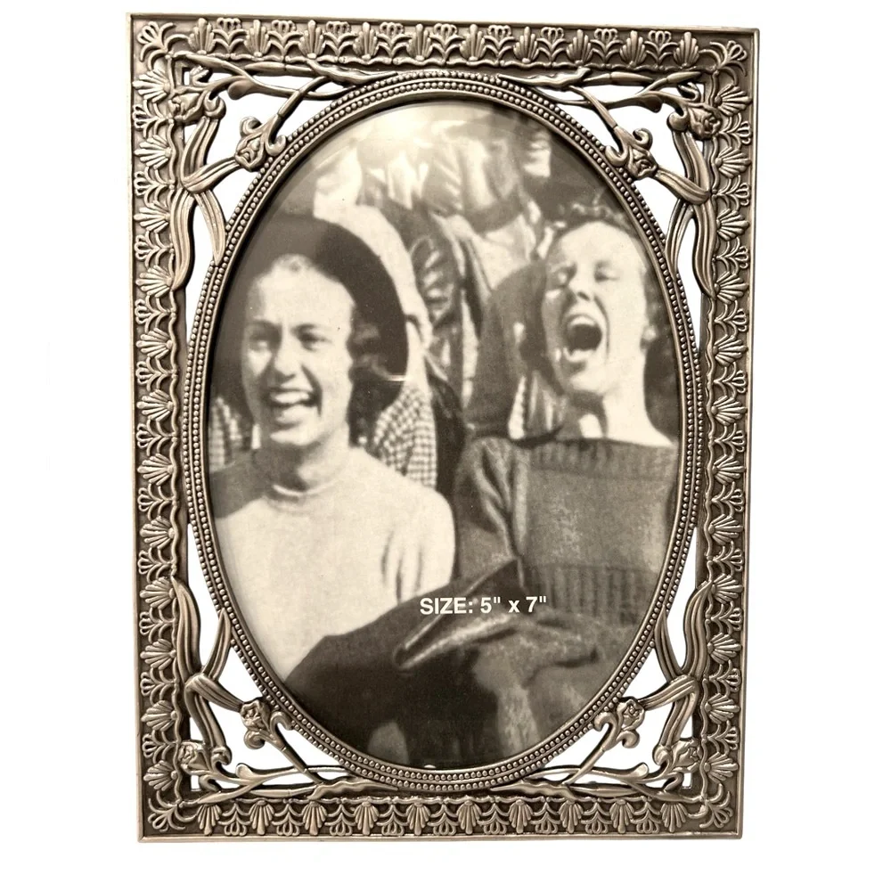 NWOT Ornate Antiqued Pewter Tone Photo Frame Fleur-de-Lis Floral Detail 5x7